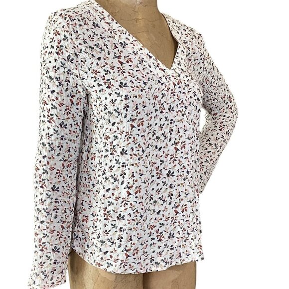 Nordstrom,  Hinge "Ivory Eggnog" Bird Leaf Print Top M #231M - Picture 4 of 8